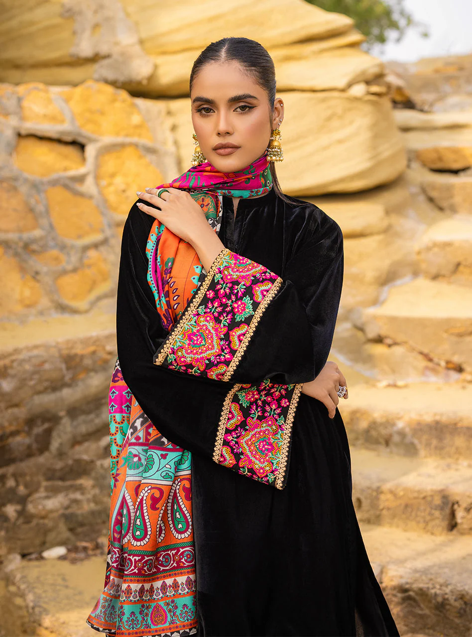 Larah - Image 5
