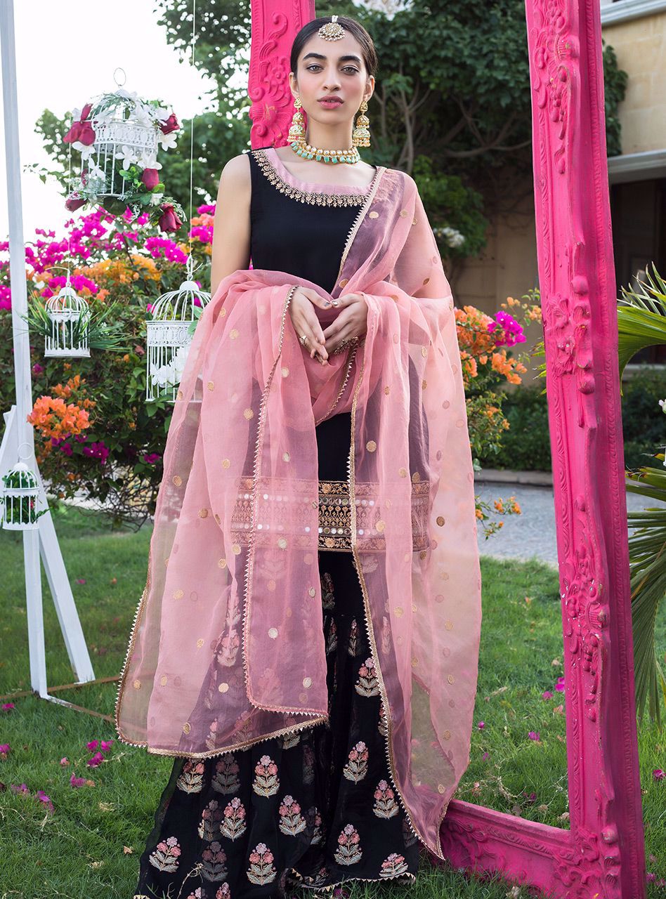 Nayab - Image 5